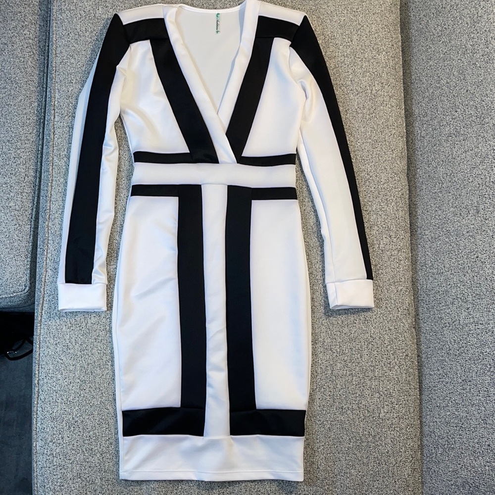 Auditions Color Block Dress - Black/White